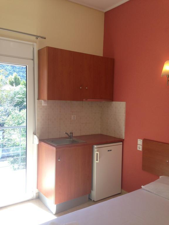 Marvi Hotel カメナブルナ 部屋 写真